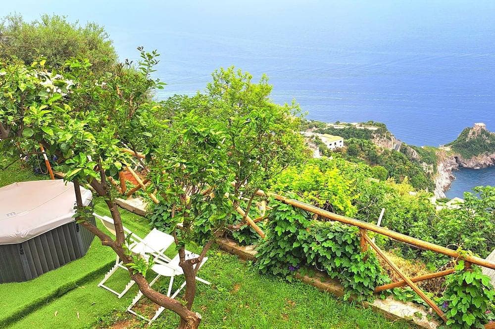Foto 11 von 20: Relais Amalfi Coast Sunset room