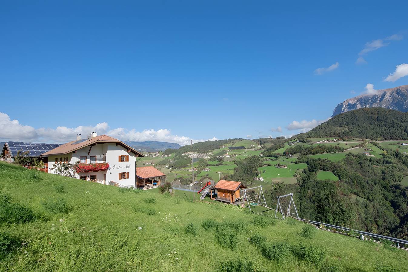 Foto 12 von 31: Schlern – Authentischer Hofurlaub mit Tieren, Sauna & Bergblick