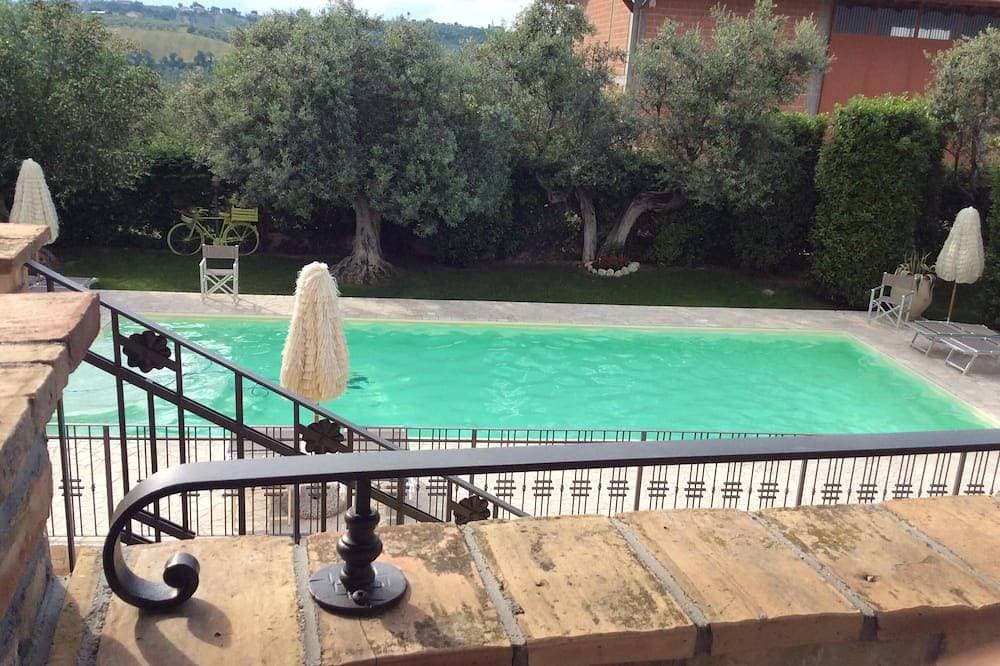 \"Casale Giacinta\" altes Häuschen zwischen Meer und Bergen mit Schwimmbad 1