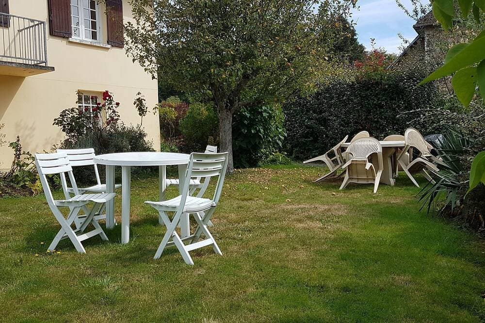 Foto 12 von 15: Möblierte Wohnung in komfortablem Einfamilienhaus mit gepflegtem Garten