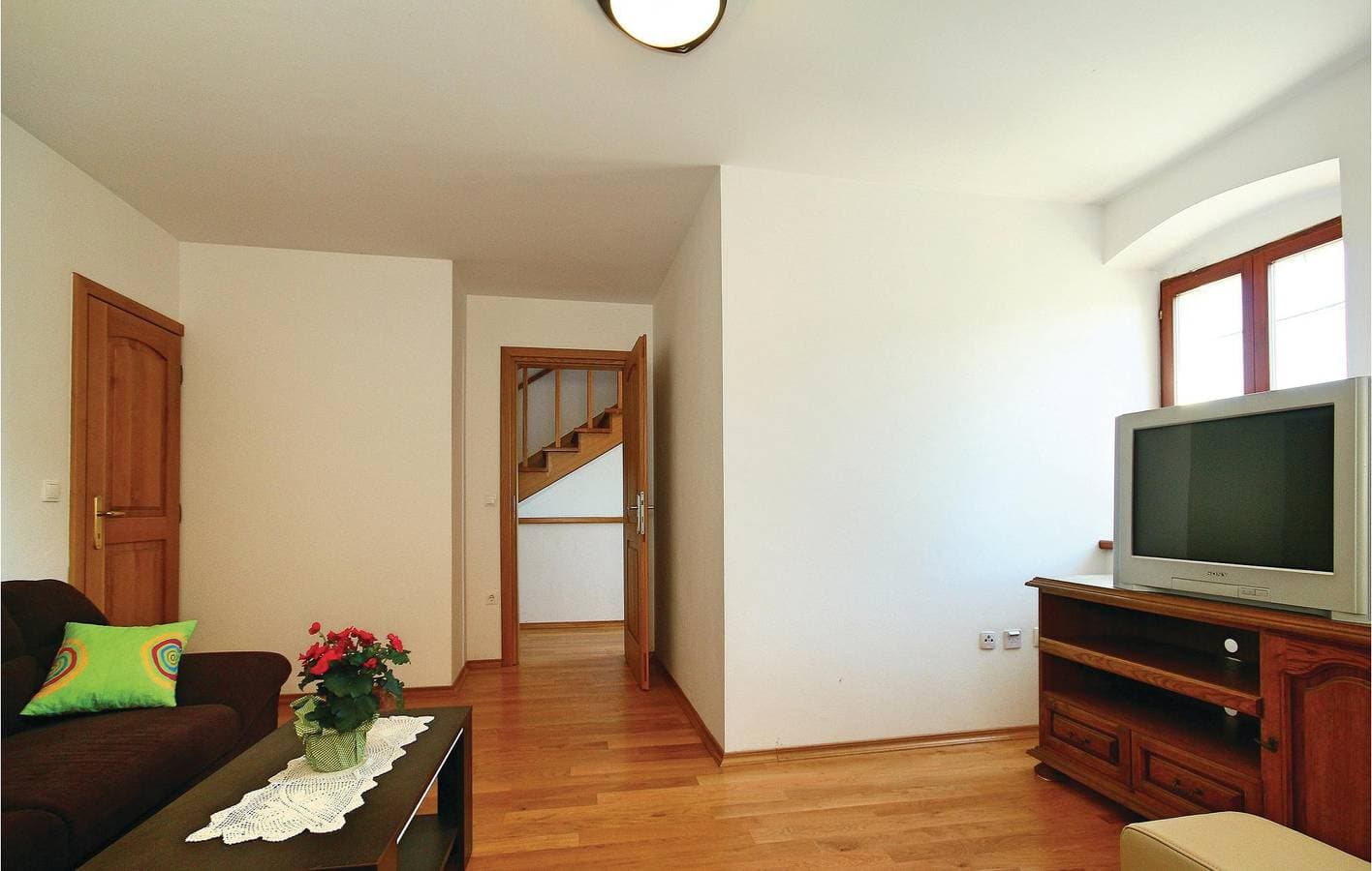 Foto 8 von 16: Gemütliche 93 m² große Wohnung mit Terrasse, Garten und kostenlosem WLAN