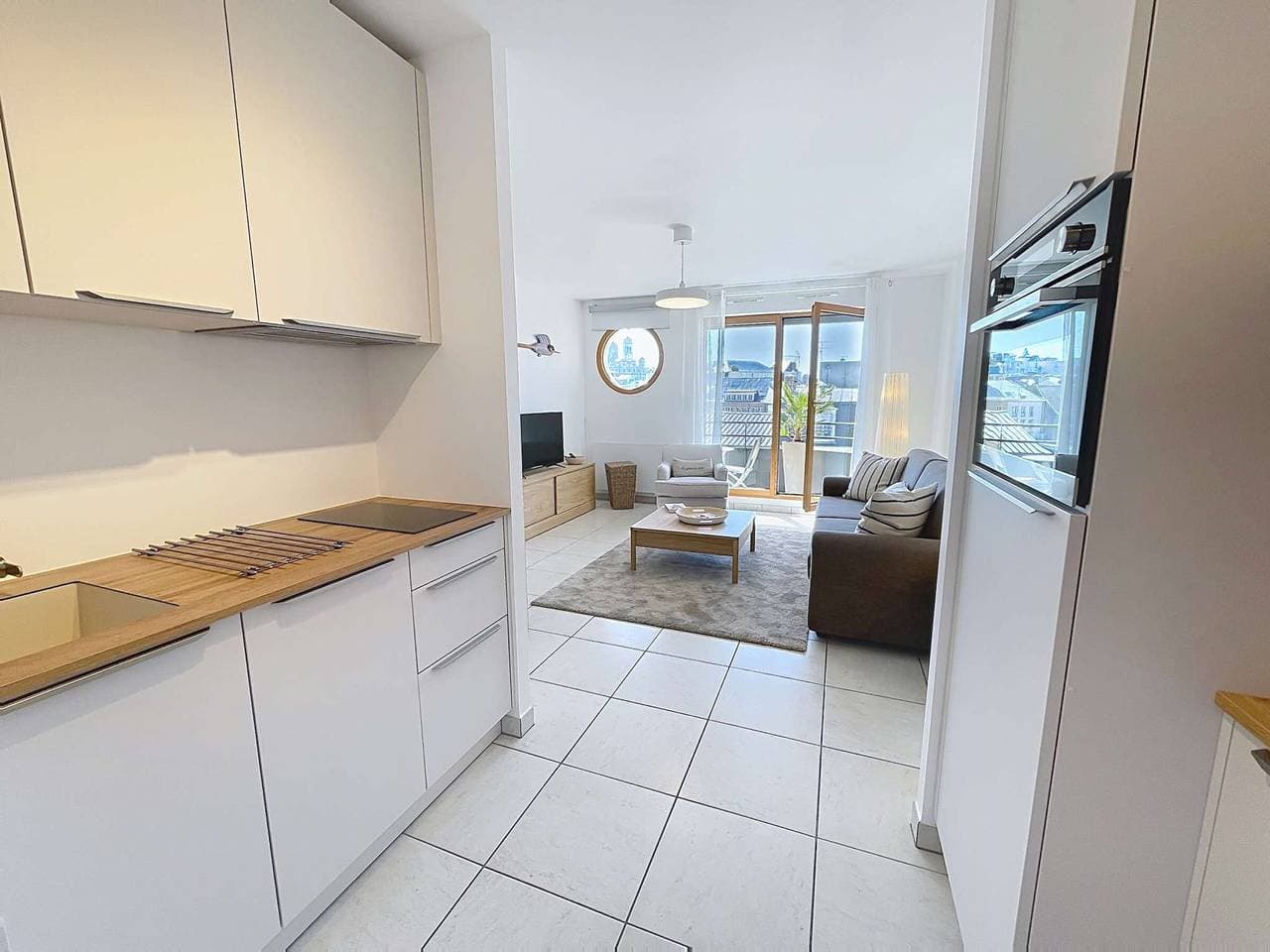 Foto 6 von 16: Gemütliches Studio, gesicherter Parkplatz - 2 Pers. (50 m vom Strand)