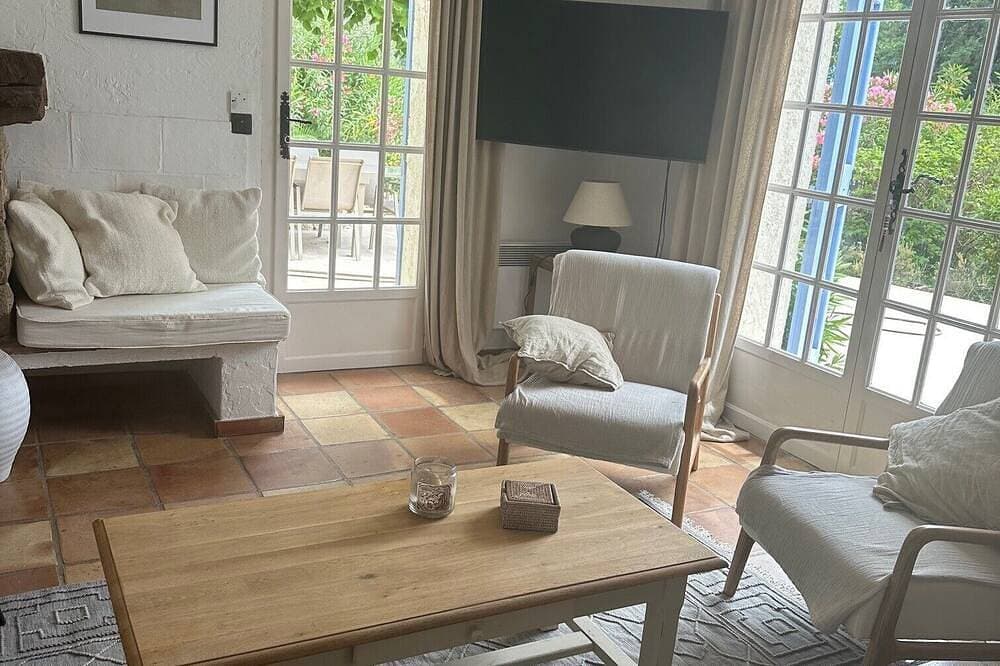 Foto 4 von 30: French Riviera, charming and romantic villa southfacing with a scenery view