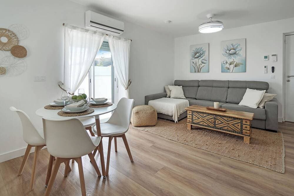 Foto 11 von 30: Renoviert, gut gelegen und mit großem Pool