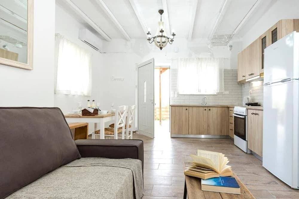 EvaEle 3 Luxury Apartment 1
