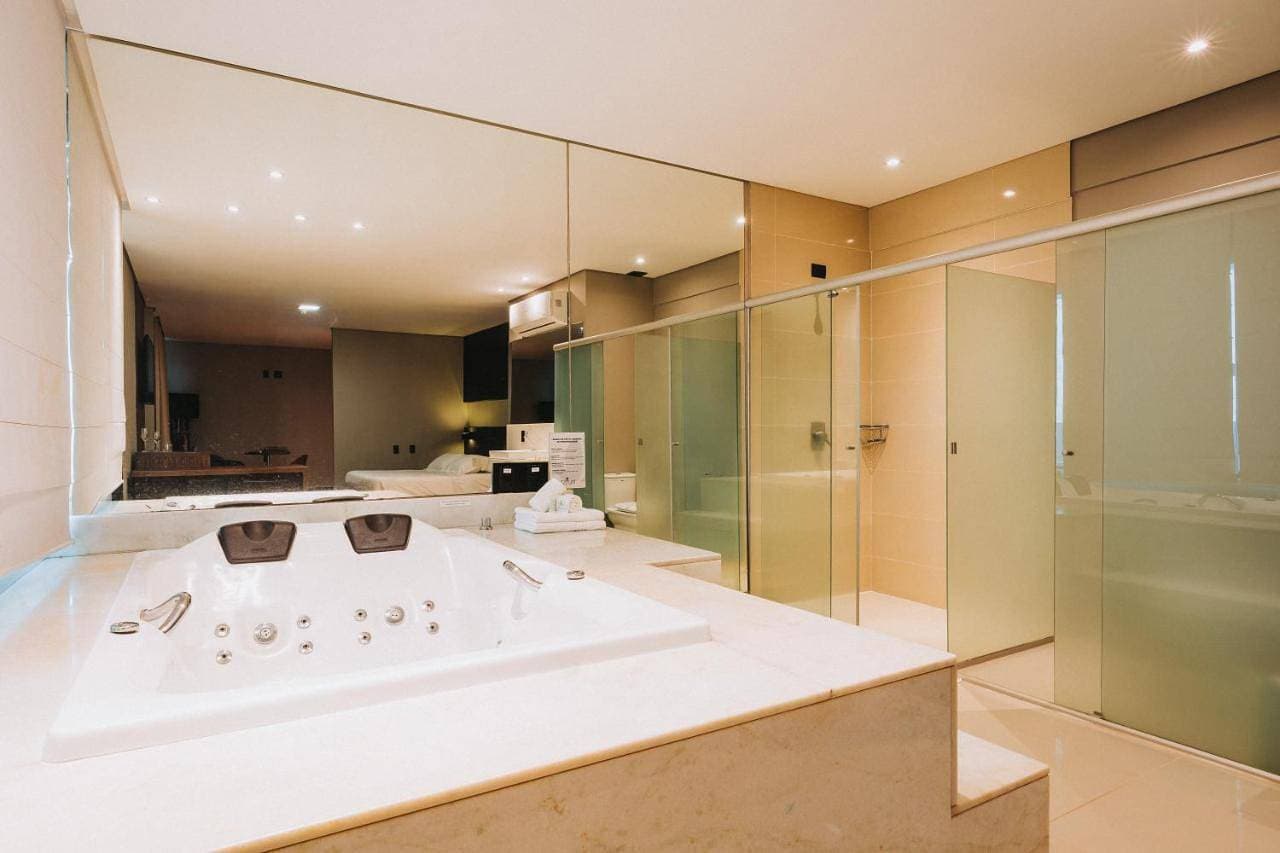 Foto 7 von 29: Suite with Hot Tub