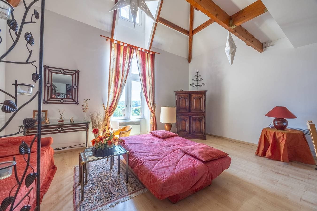 Foto 13 von 23: Duplex de charme dans château de Beuzeval - Welkeys