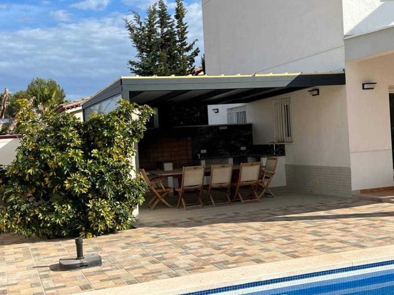 Foto 3 von 25: Moderne Villa 500m von Cala Forn, 5 Schlafzimmer, privater Pool