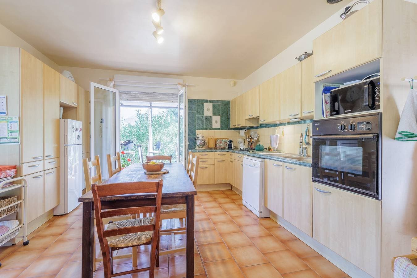 Foto 3 von 20: Ferienhaus für 10 Personen mit Terrasse