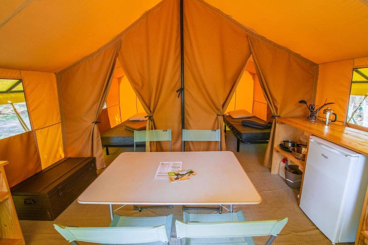 Foto 5 von 10: Tent