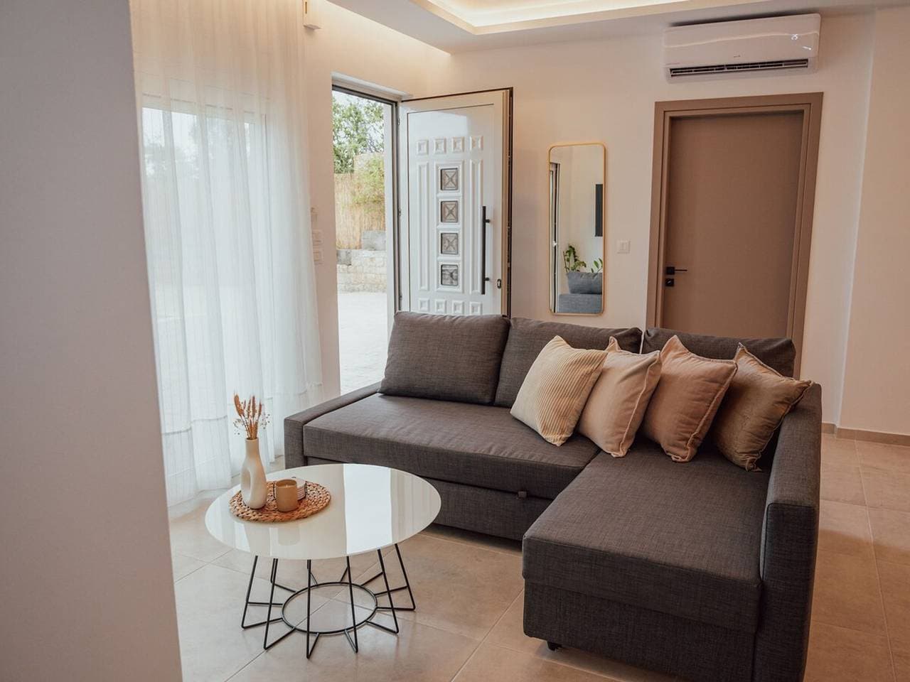 Foto 7 von 69: Ferienhaus für 8 Personen mit Terrasse