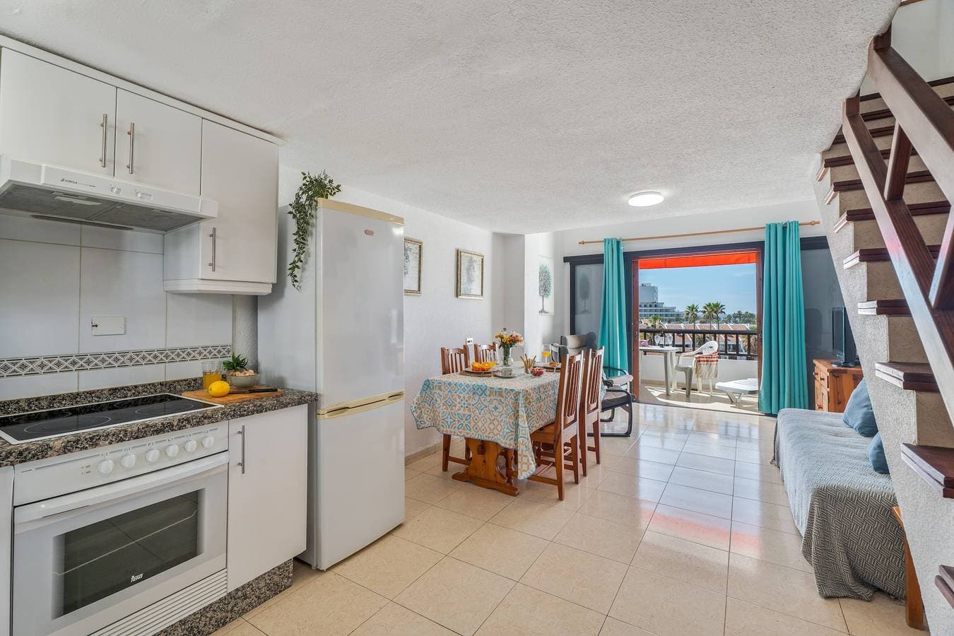 Foto 6 von 25: Ferienhaus 'Santiago Beach' mit Meerblick, Gemeinschaftspool und WLAN