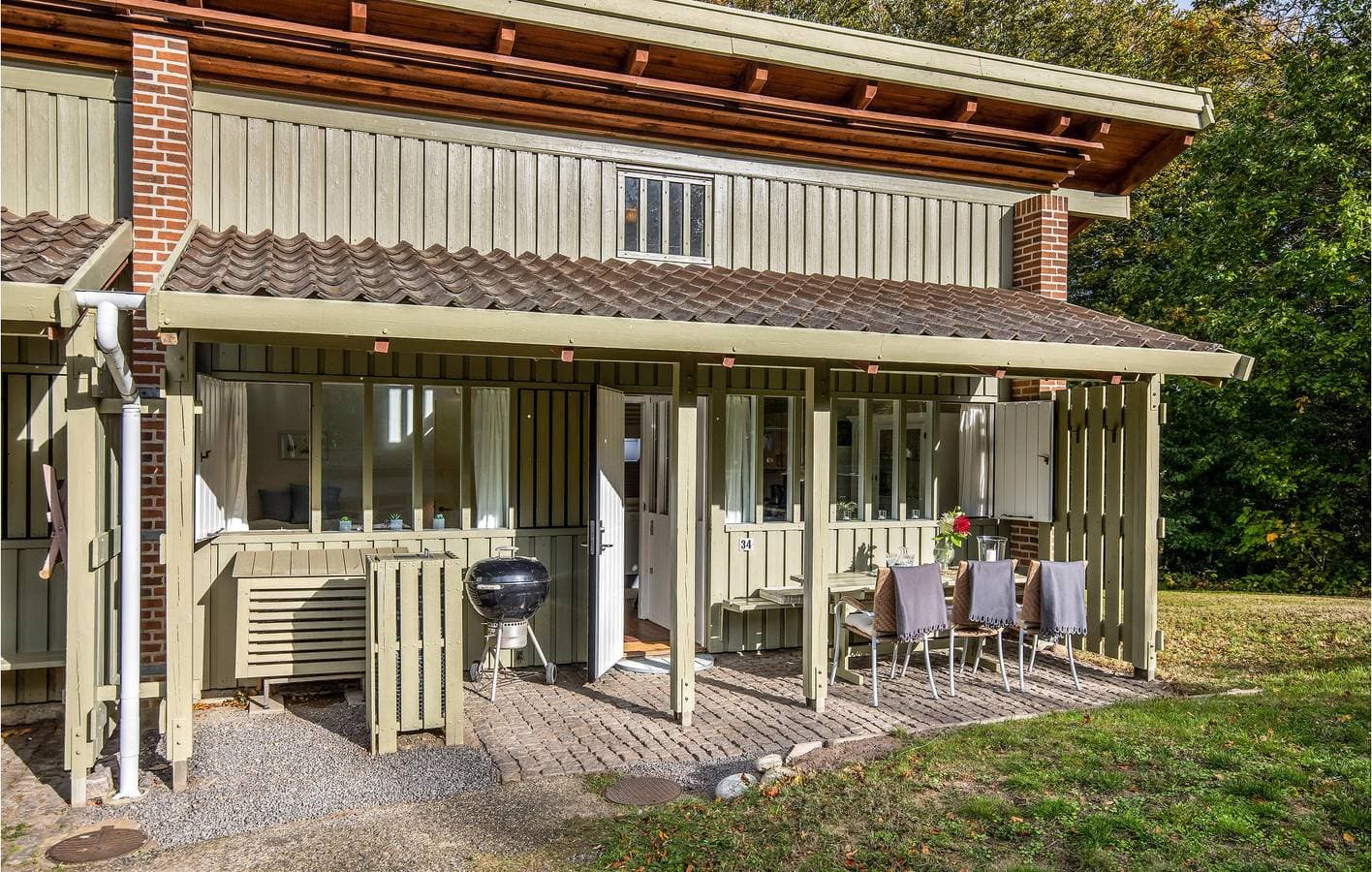 Foto 11 von 33: Ferienwohnung für 4 Personen mit Terrasse