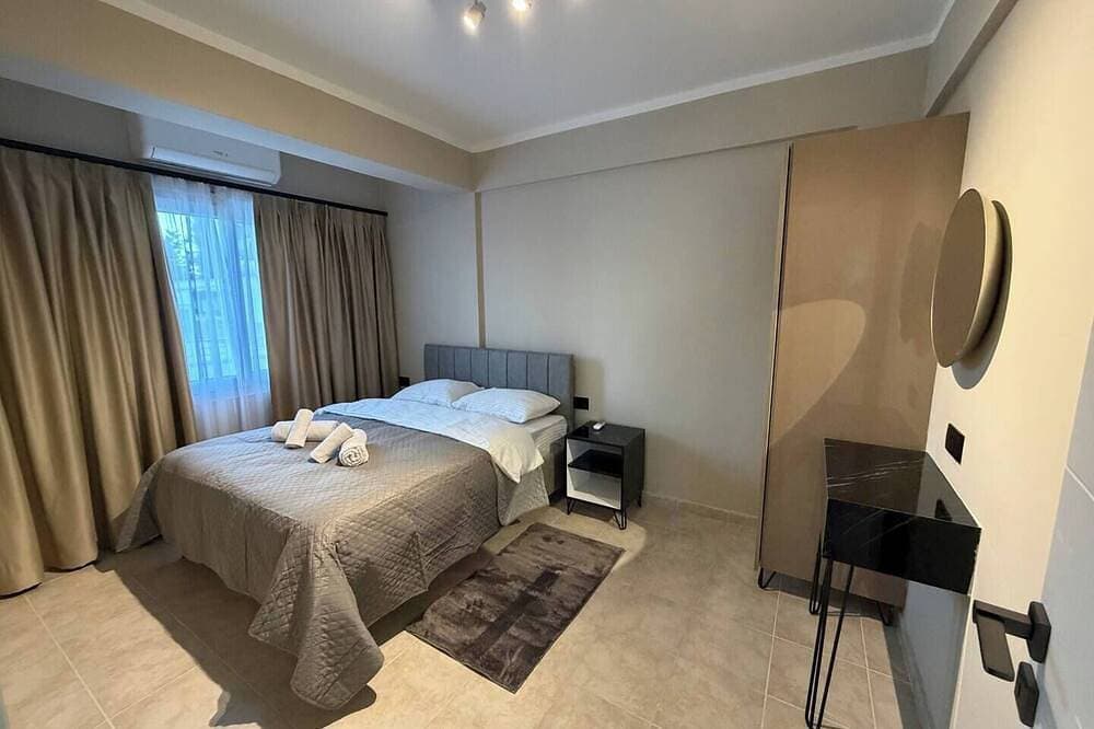 Foto 2 von 22: Pleasant Location 2Br Apt with Nice Views -- Keyifli Konumda Manzaralı 2+1 Daire