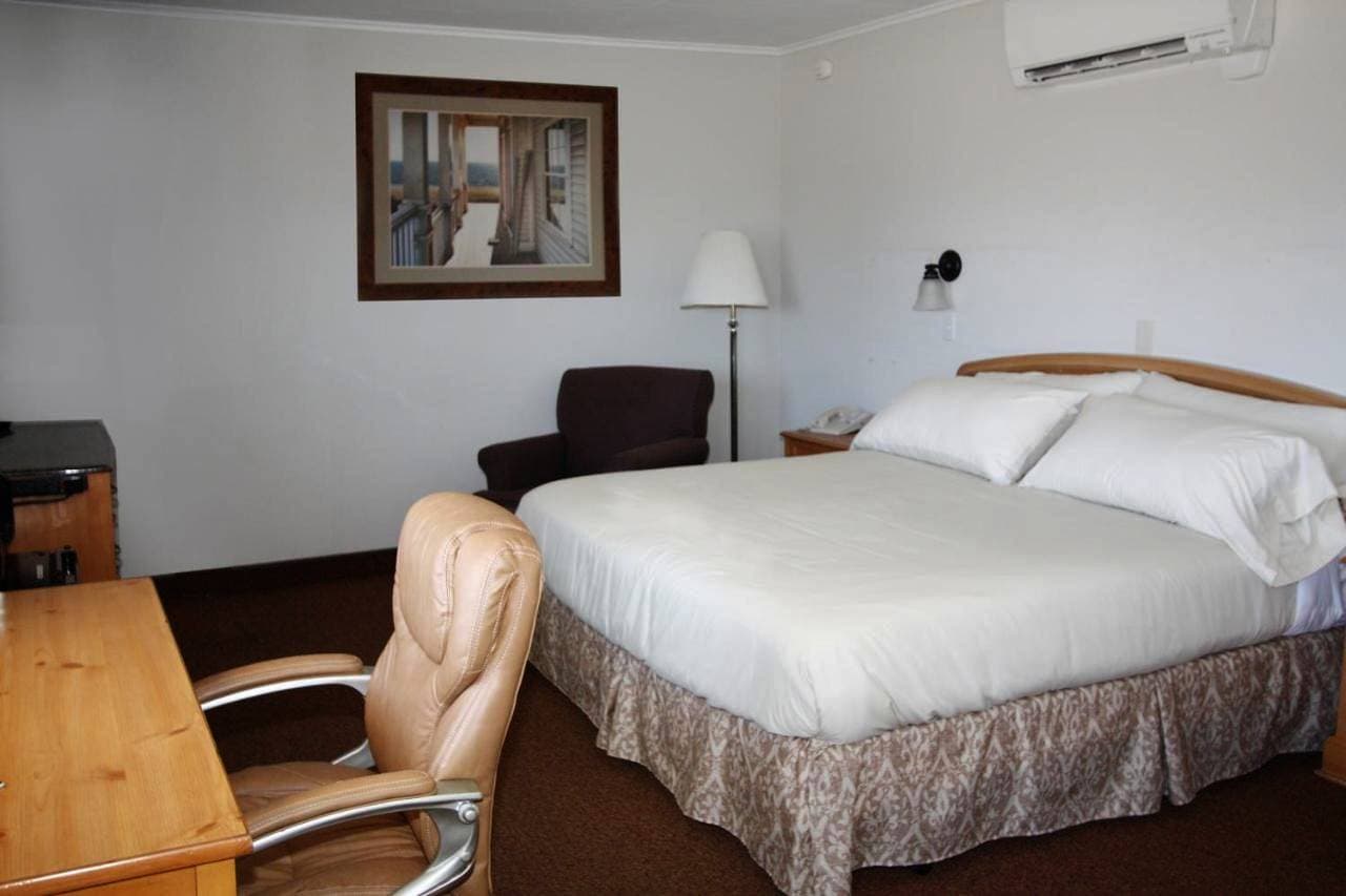 Foto 4 von 7: Standard Double Room with One Double Bed - Non-Smoking