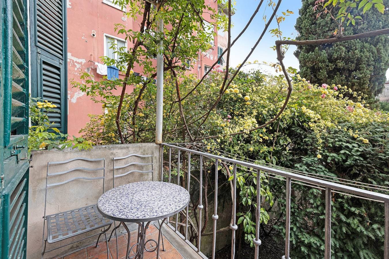 Foto 12 von 13: Haustierfreundliche Ferienwohnung Monolocale Isotta mit Bergblick, Balkon und WLAN