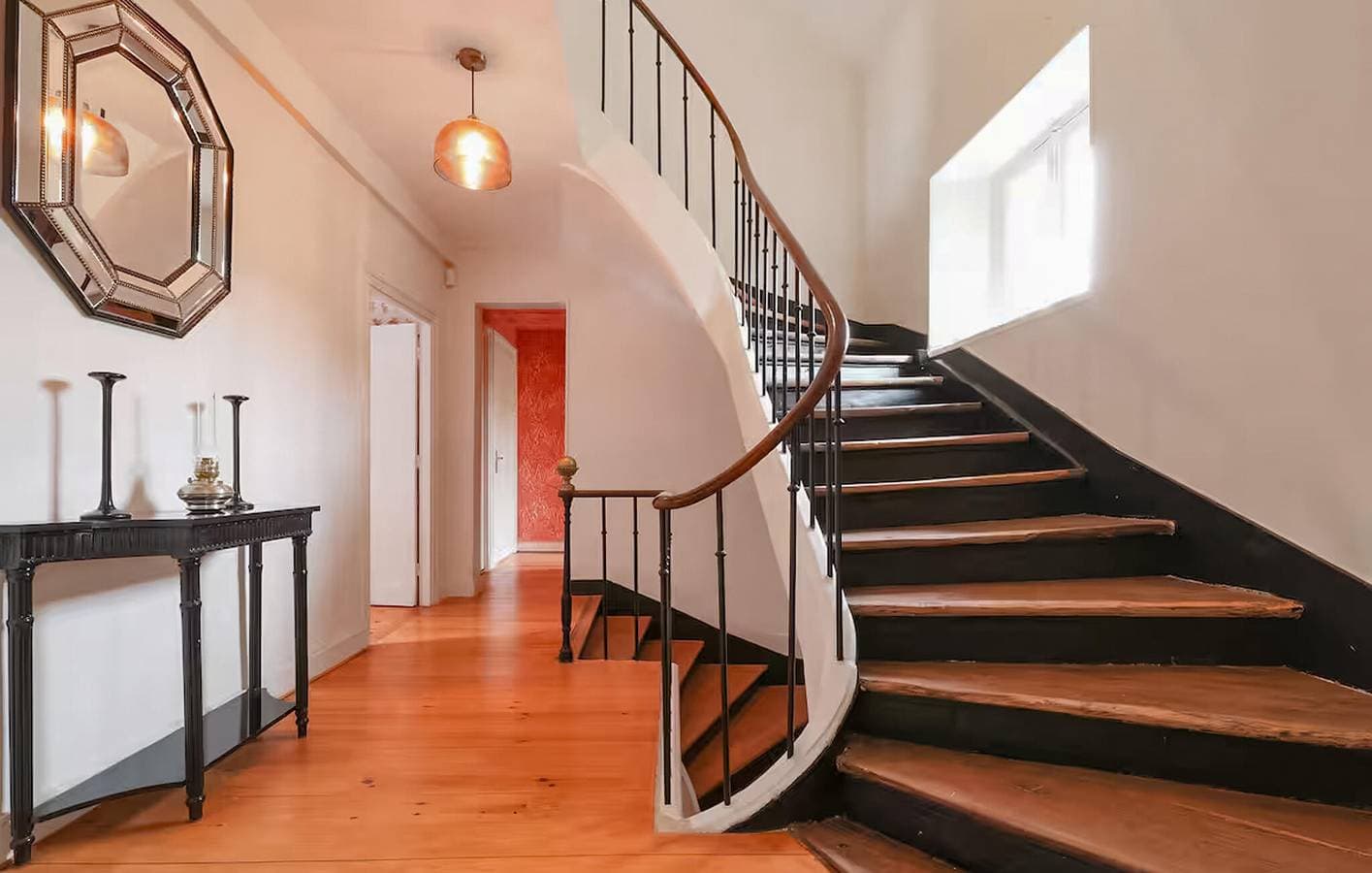 Foto 9 von 45: Villecerf Apartment mit Pool, Parkplatz und WLAN