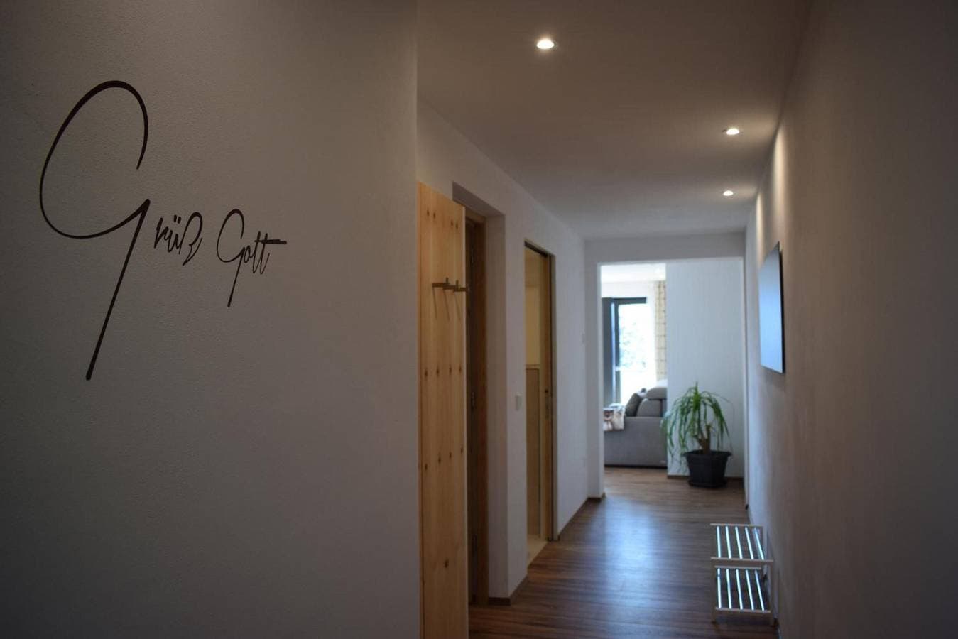 Foto 13 von 17: Apartment „Residence Ladurn Stein“ mit Bergblick, privater Terrasse und WLAN