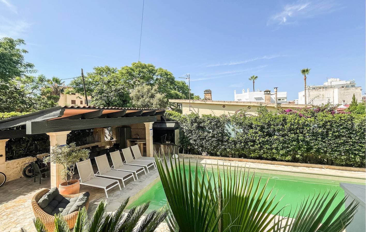 Foto 6 von 32: Gemütliche 1-Zimmer-Wohnung mit Pool, in der Nähe von Playa Ciudad Jardín