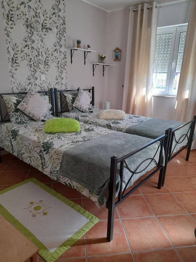 Foto 3 von 8: Double or Twin Room with Private External Bathroom