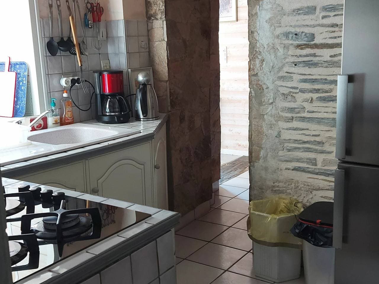 Foto 7 von 21: Ferienhaus am See mit eingezäuntem Garten, Kamin und WLAN in Joué-sur-Erdre