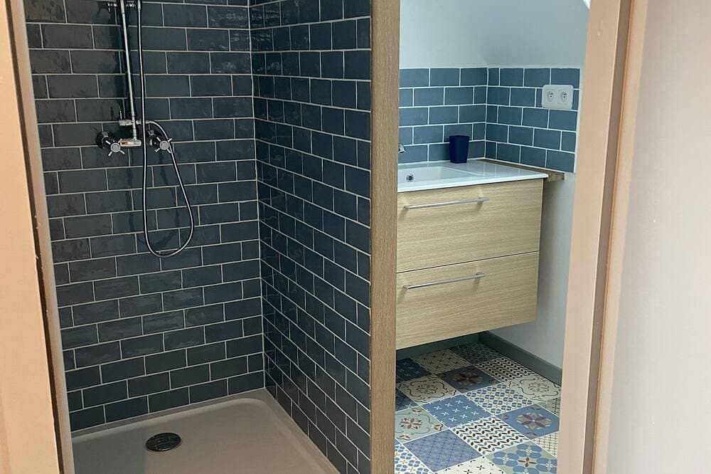 Foto 10 von 27: 6/8 person gîte with swimming pool and jacuzzi