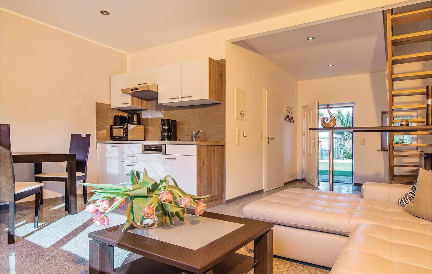 Foto 9 von 13: Modernes Apartment mit Terrasse, Parkplatz und WiFi bei Pinnow