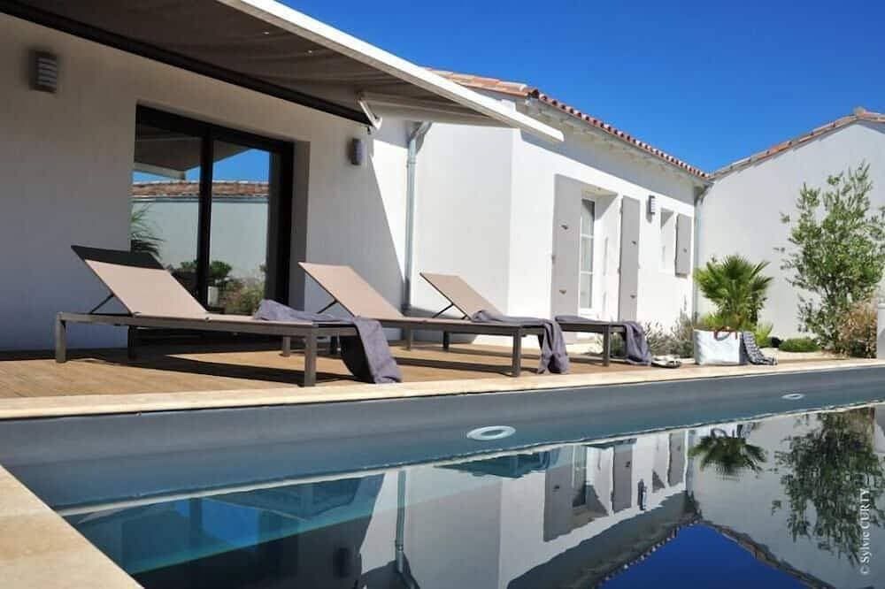 Foto 11 von 12: 5 Minuten zu Fuß vom Nordstrand entfernt, moderne Villa mit privatem Pool