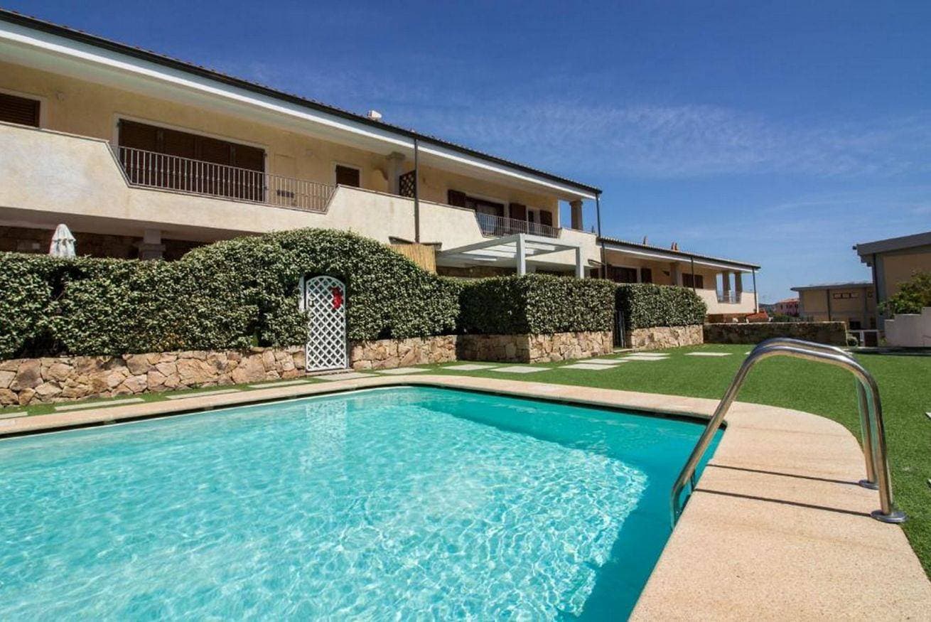 Foto 2 von 33: Ferienwohnung für 2 Personen mit Pool