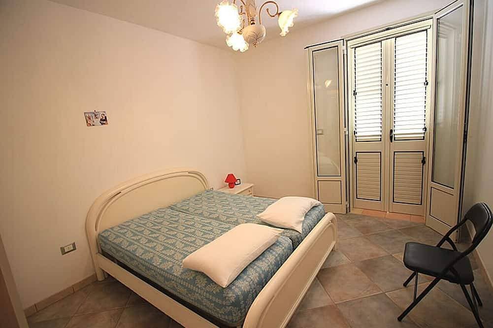 Foto 3 von 12: Unabhängige Villa mit zwei Badezimmern 150 m vom Meer entfernt