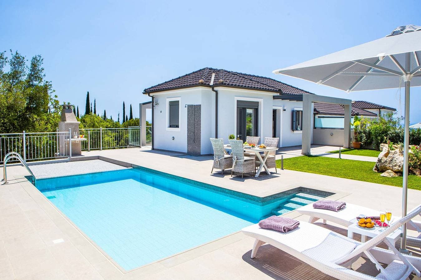 Villa 1