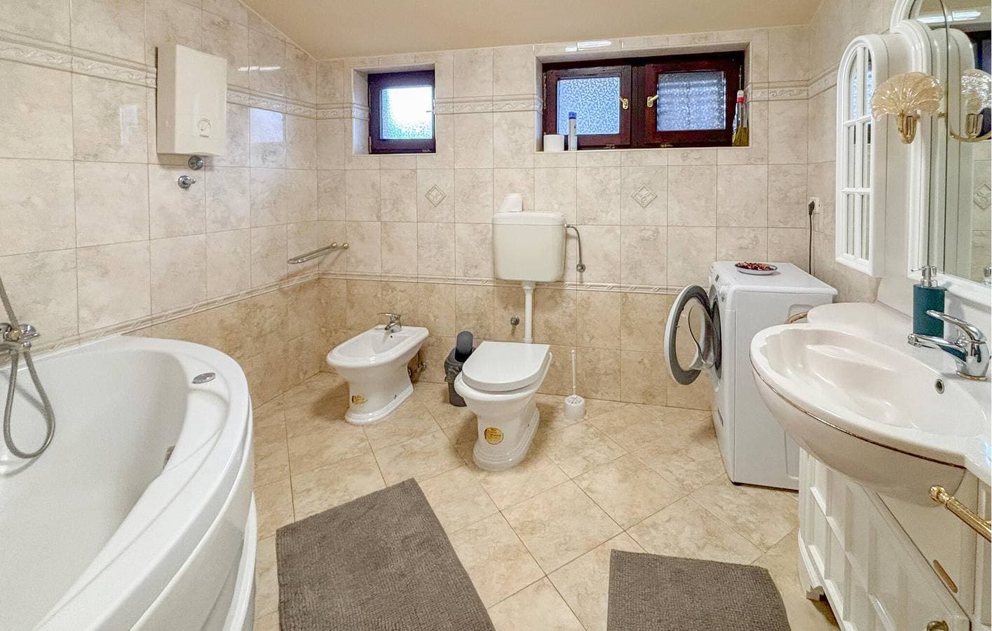 Foto 8 von 30: Gemütliche Ferienwohnung mit Terrasse, WLAN, Parkplatz und 1,5 km zum Strand