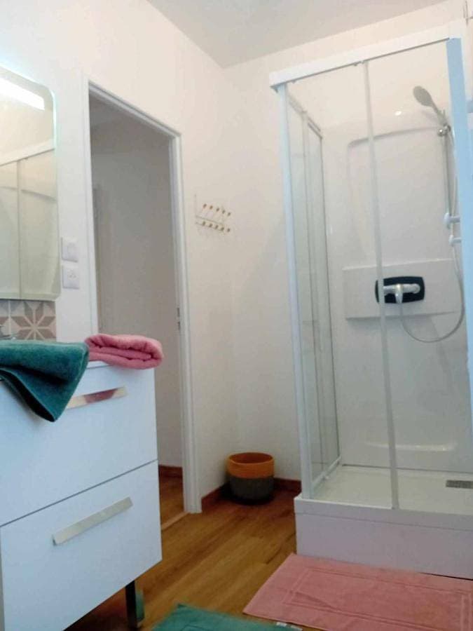 Foto 3 von 32: Two-Bedroom House