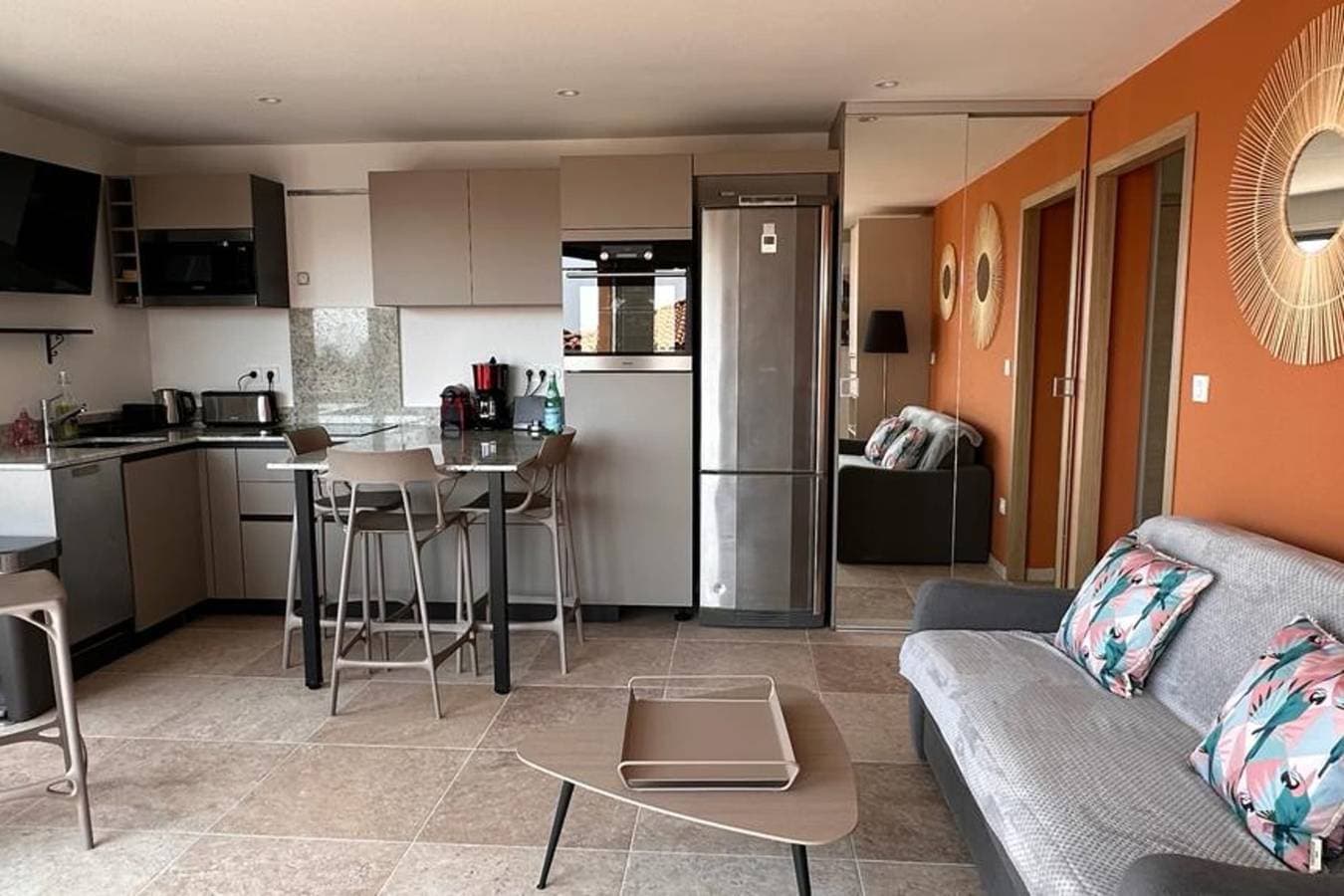 Foto 2 von 14: Ferienwohnung für 4 Personen mit Terrasse
