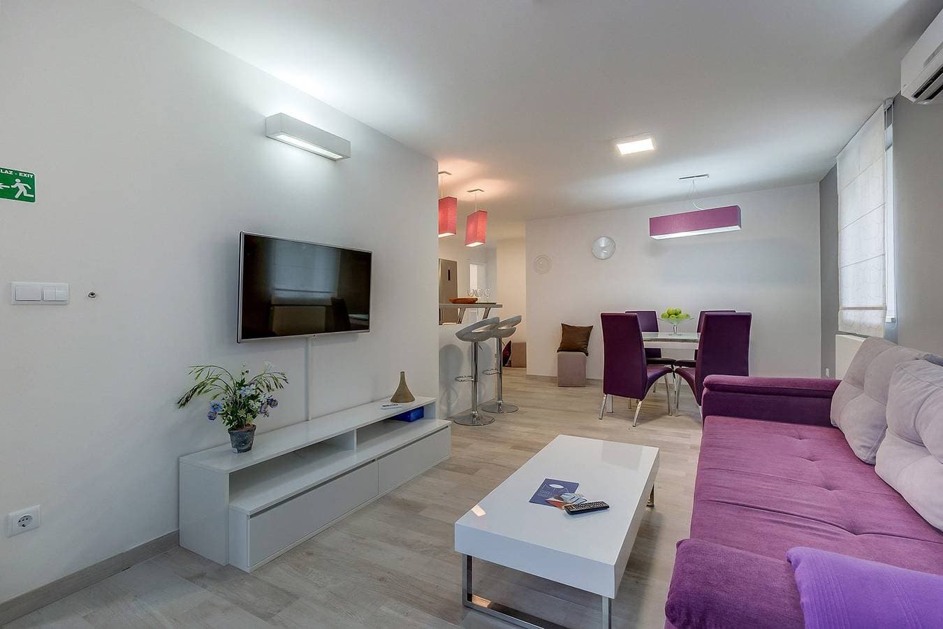 Das Apartment Kristian befindet sich in Mali Lošinj, nicht weit vom Sandstrand entfernt, der sich in... 1