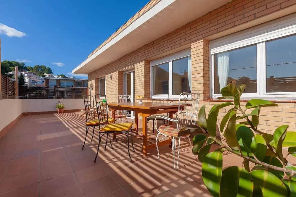 Geräumige und helle Designerwohnung neben Playa Larga 1