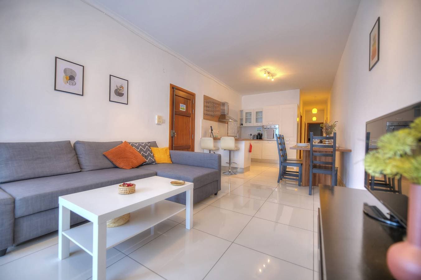 Foto 13 von 32: Ferienwohnung für 4 Personen mit Balkon