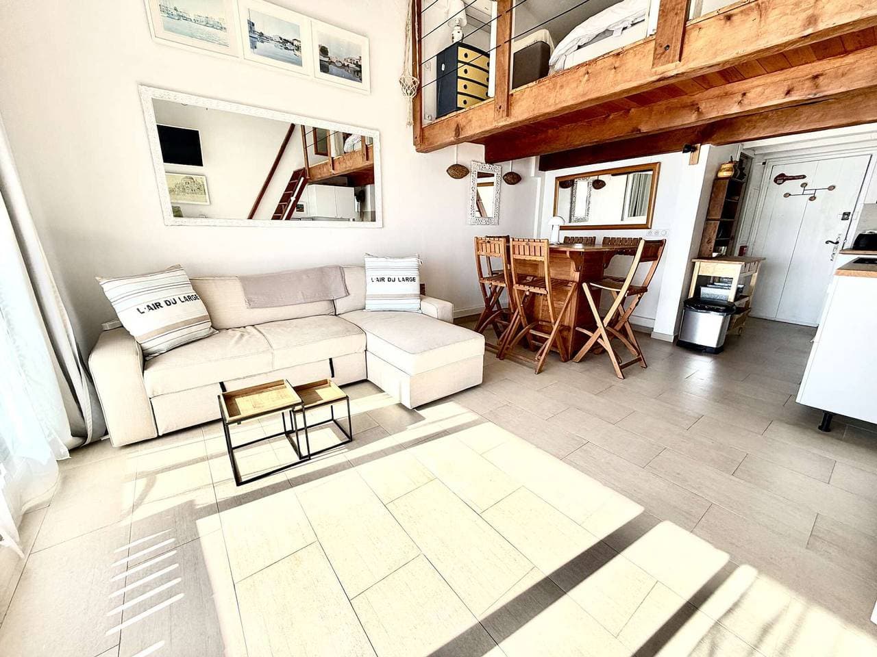 Foto 7 von 19: Helles Studio mit Klimaanlage und Parkplatz in Port Grimaud