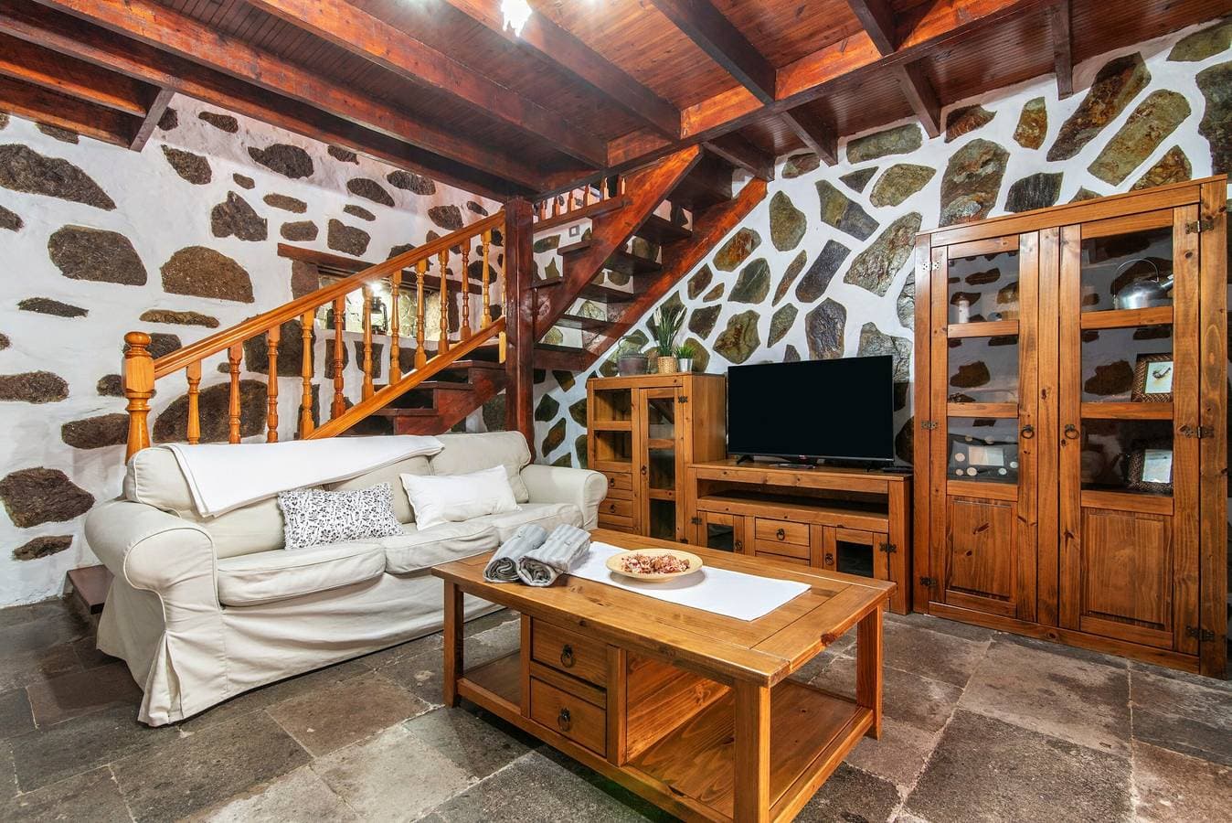 Foto 3 von 30: Ferienhaus 'El Patio Canario' mit Meerblick, privater Terrasse und WLAN