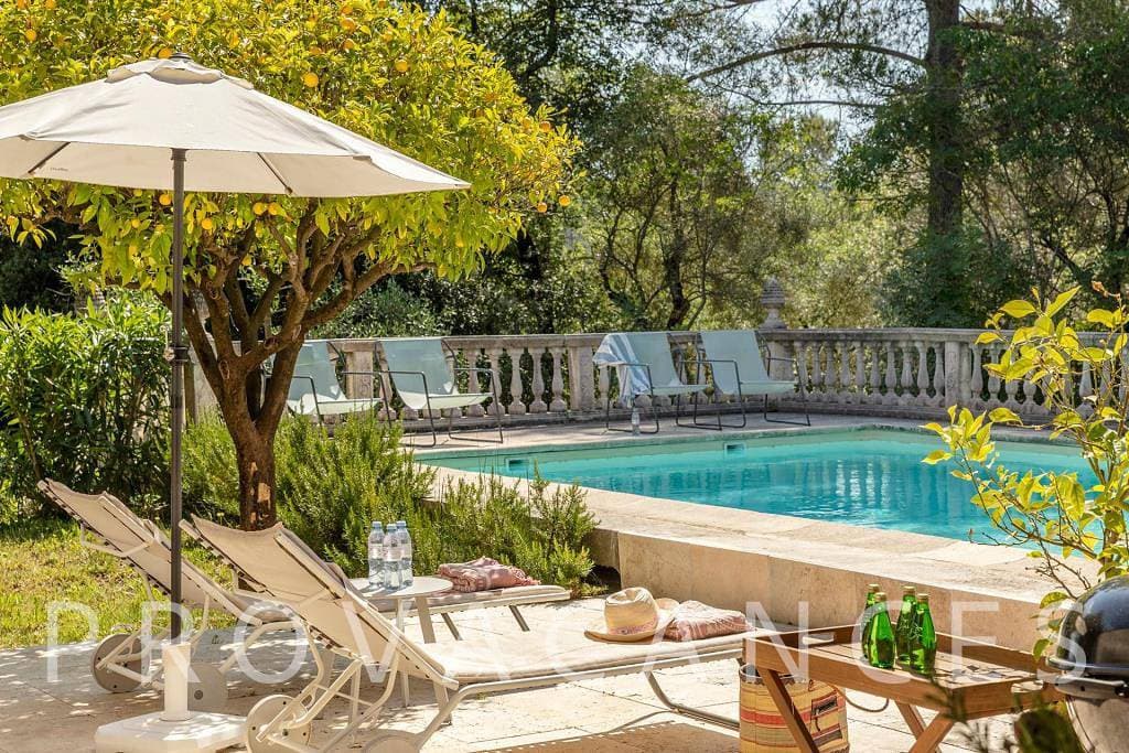 Foto 11 von 60: Charmantes Steinhaus mit Pool am Stadtrand von Tourrettes-sur-Loup
