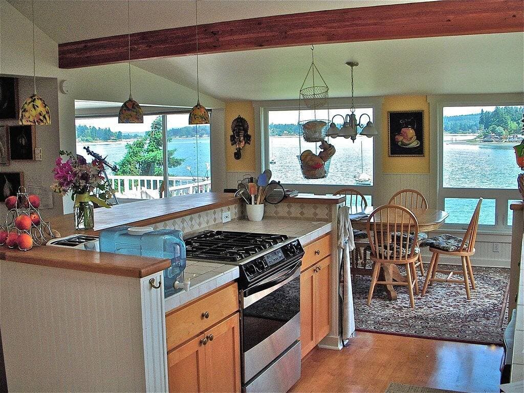 Foto 8 von 30: Yacht Club Waterfront Beachhouse