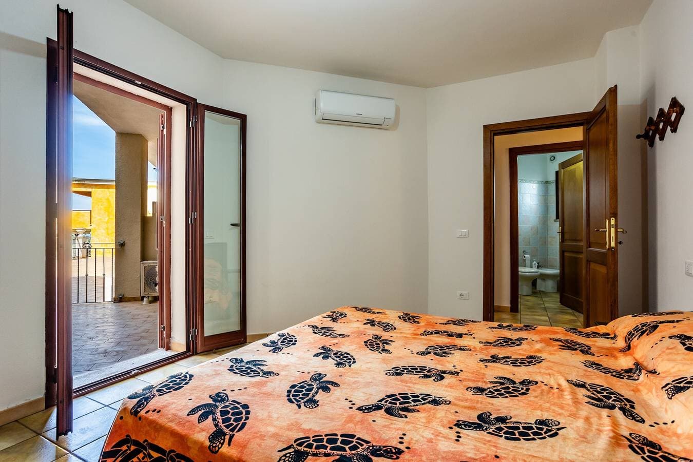 Foto 7 von 21: Ferienhaus 'Casa La Palma Vista Mare' mit Meerblick, WLAN und Klimaanlage