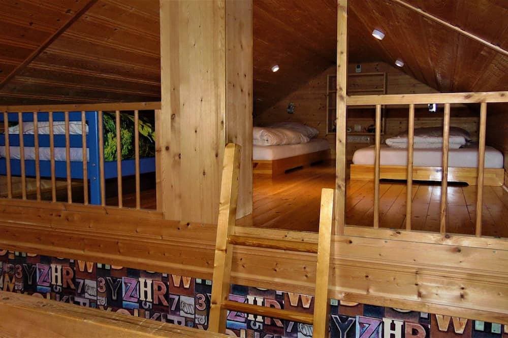Foto 9 von 30: Freistehendes Haus in direkter Waldrandlage m. großem Grundstück und 2 Terrassen
