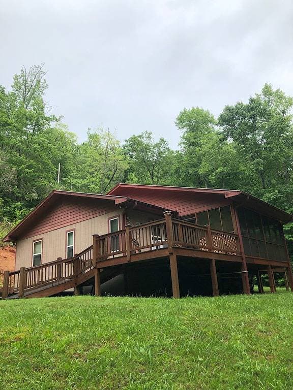 Foto 9 von 44: BearPaw Cabin - Charmante und gemütliche Hütte im Wald - WLAN - Haustierfreundlich - Abgelegen