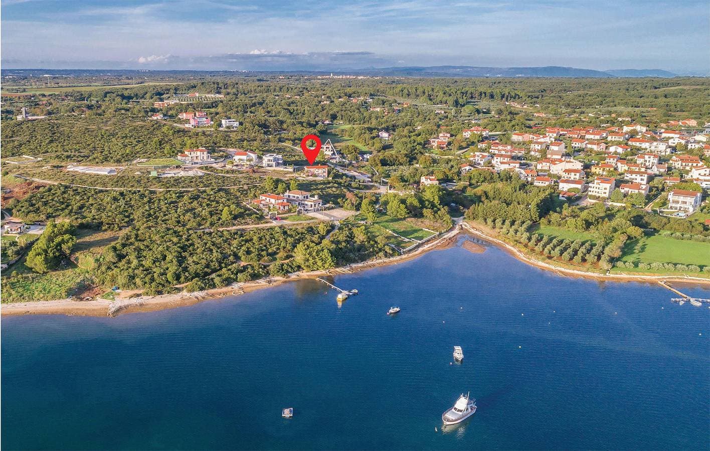 Apartment am Meer mit Terrasse, WLAN und Parkplatz in der Nähe des Strandes Bijeca 1