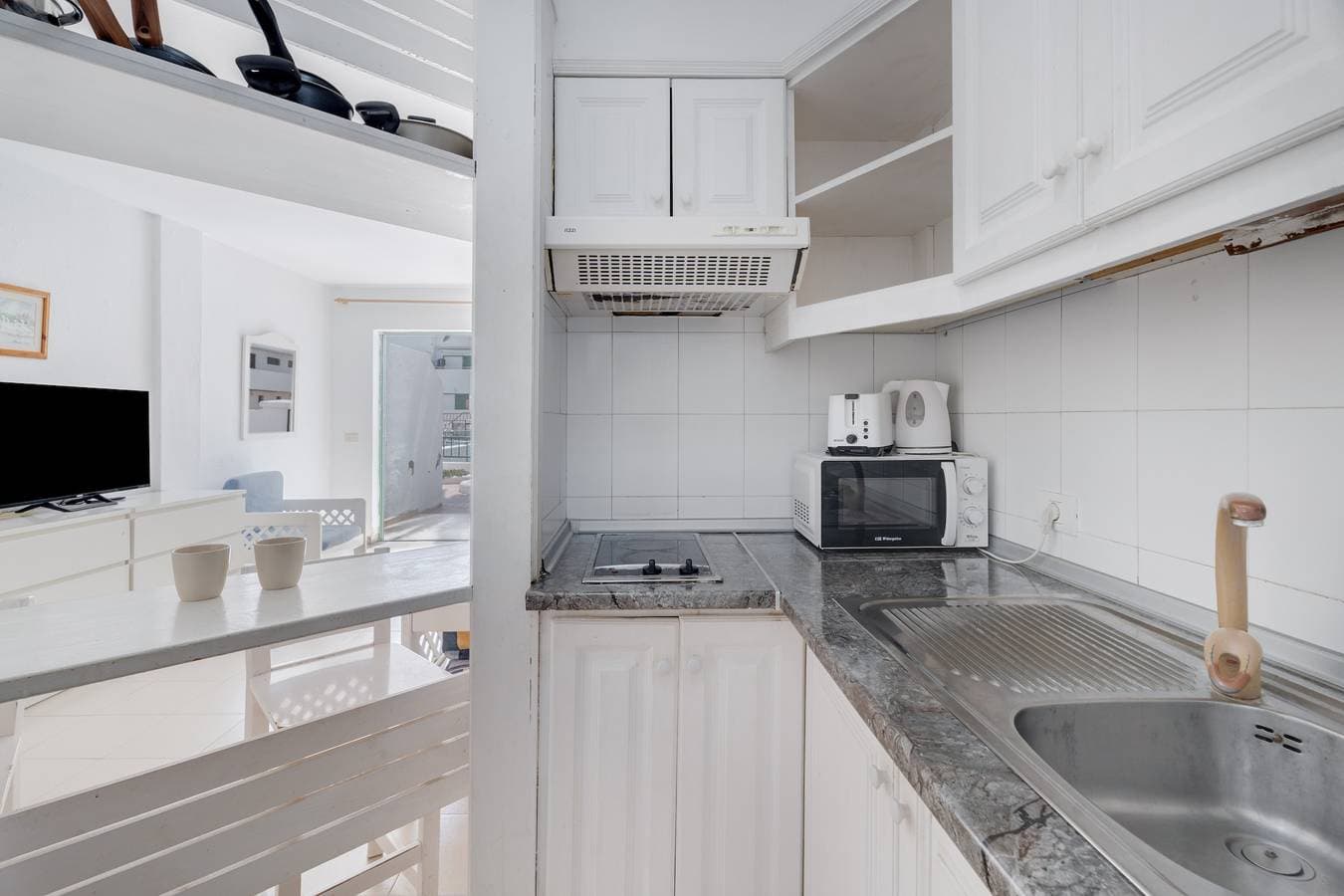Foto 7 von 24: Ferienwohnung 'Alondras E107' mit Meerblick, Gemeinschaftspool und WLAN