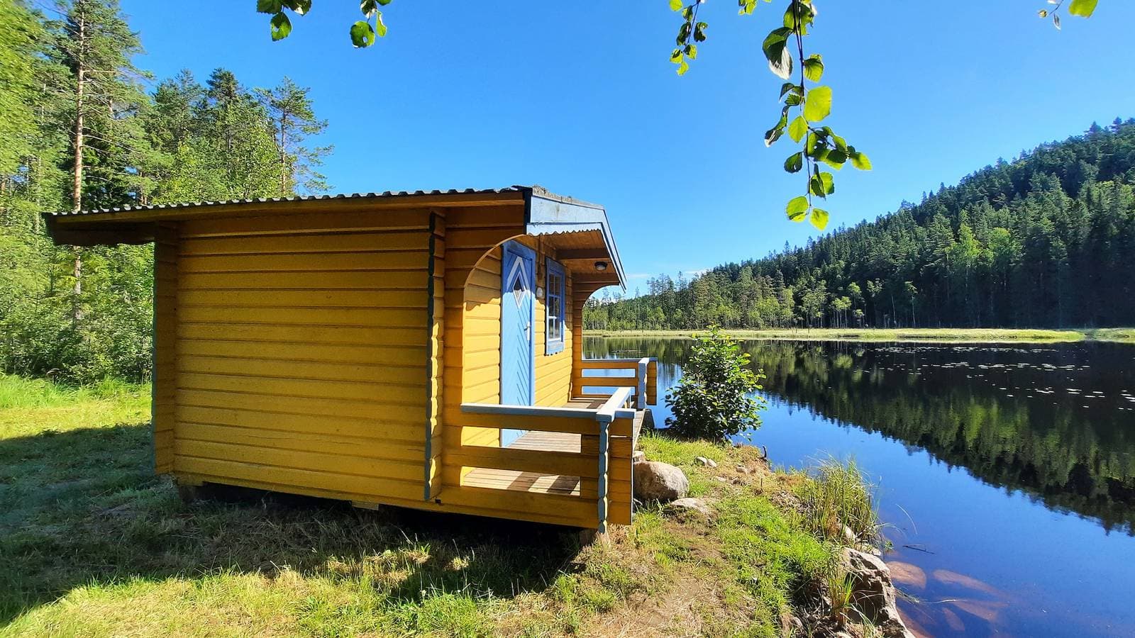 Foto 10 von 17: Miniferienhaus an einem Weiher in Bergslagen