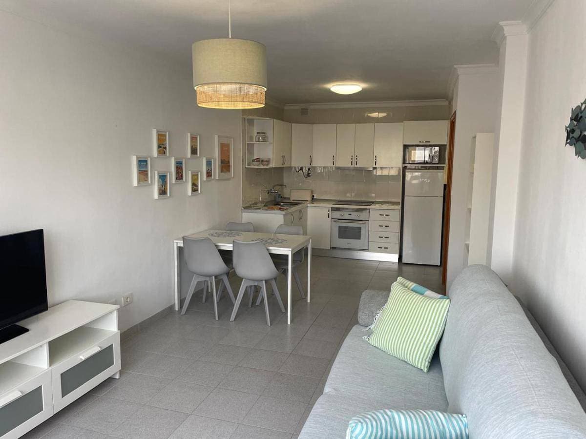 Maretejas-2 bedroom Playa de Arinaga 1