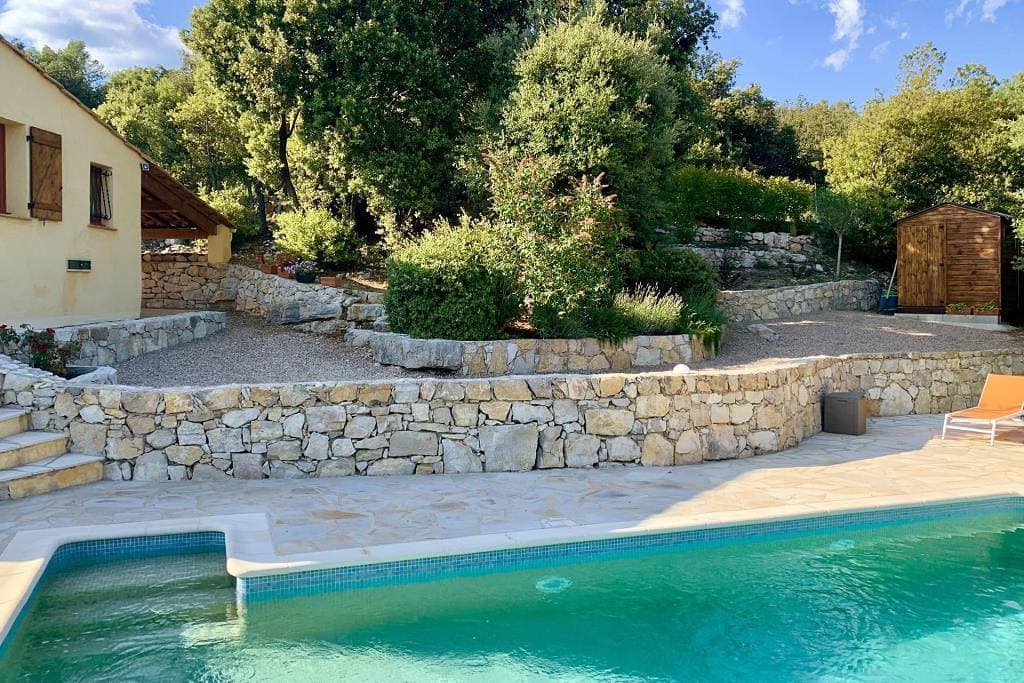 Foto 11 von 47: Ferienhaus mit Pool und herrlichem Blick in Mons