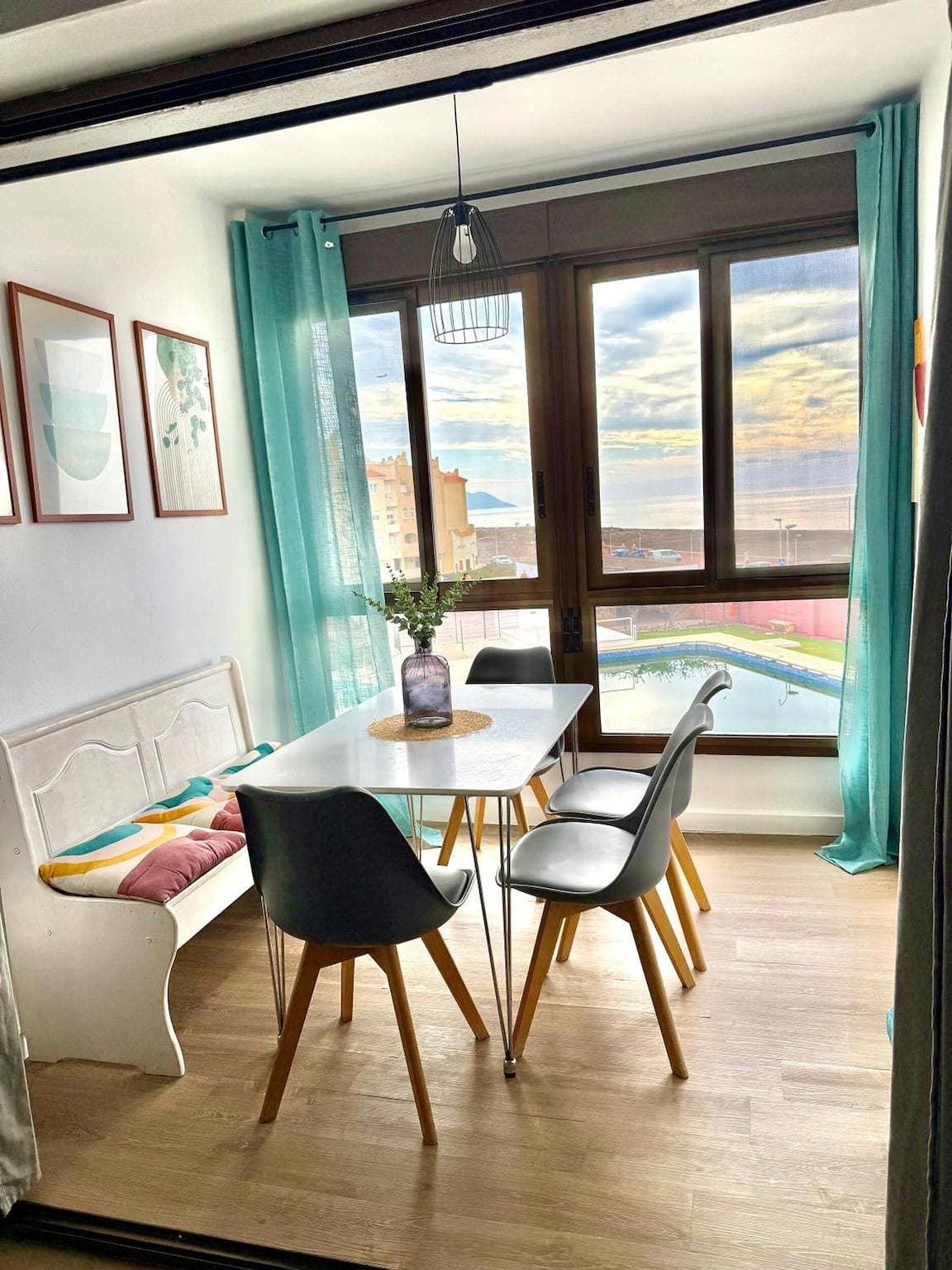 Foto 2 von 26: Apartment mit Meerblick und Pool in Almería für bis zu 4 Personen